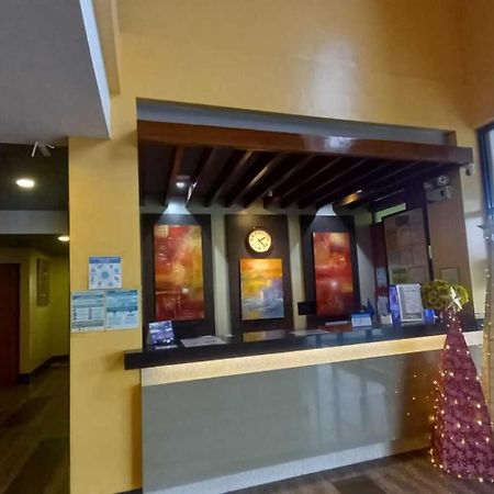 Oyo 1037 Lendes Tourist Inn Main Нага Екстериор снимка