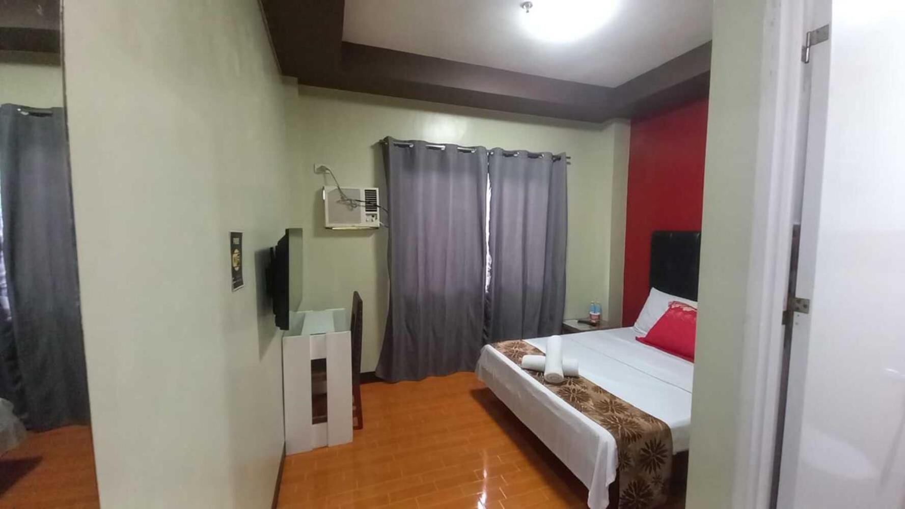 Oyo 1037 Lendes Tourist Inn Main Нага Екстериор снимка