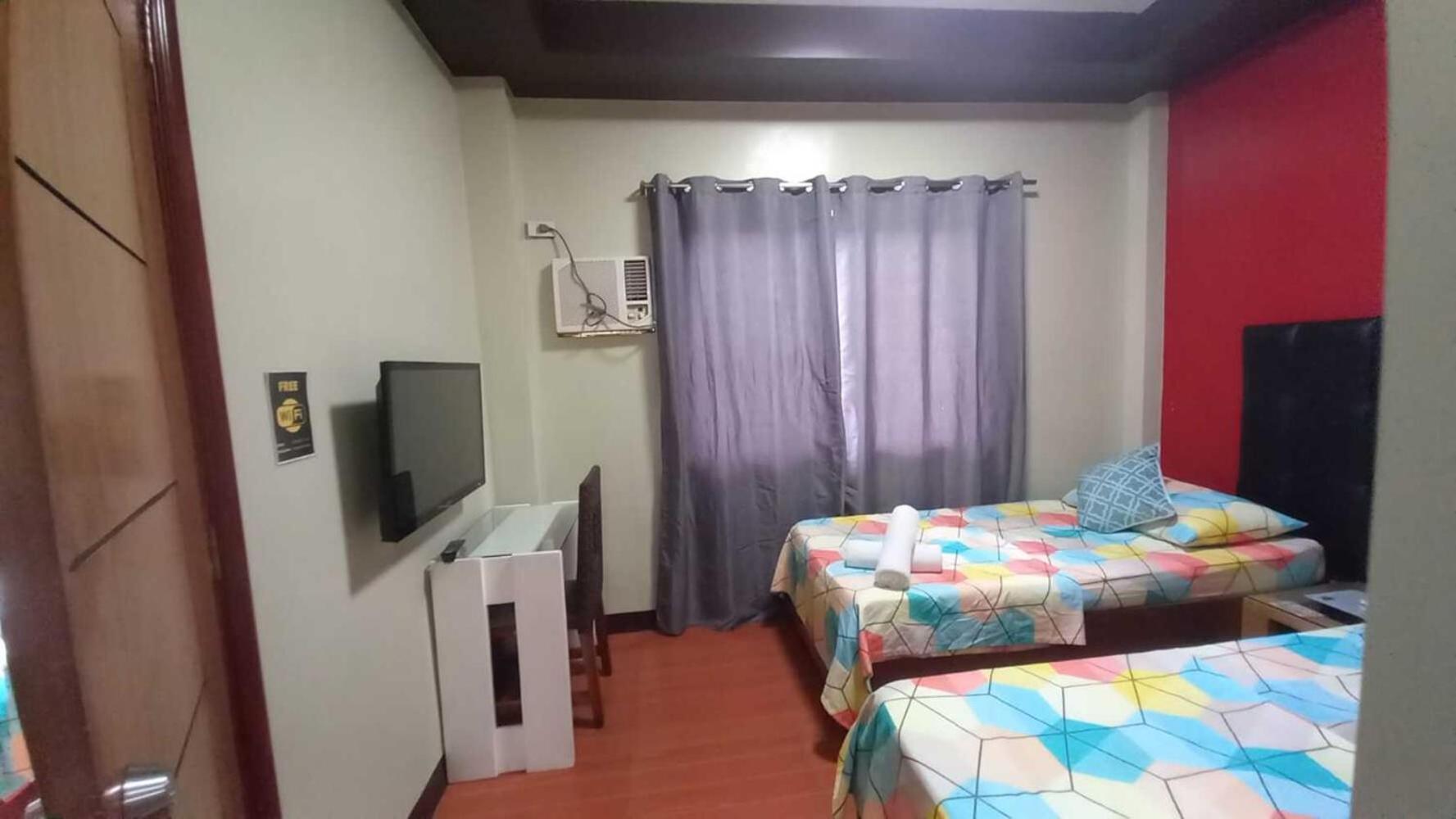 Oyo 1037 Lendes Tourist Inn Main Нага Екстериор снимка